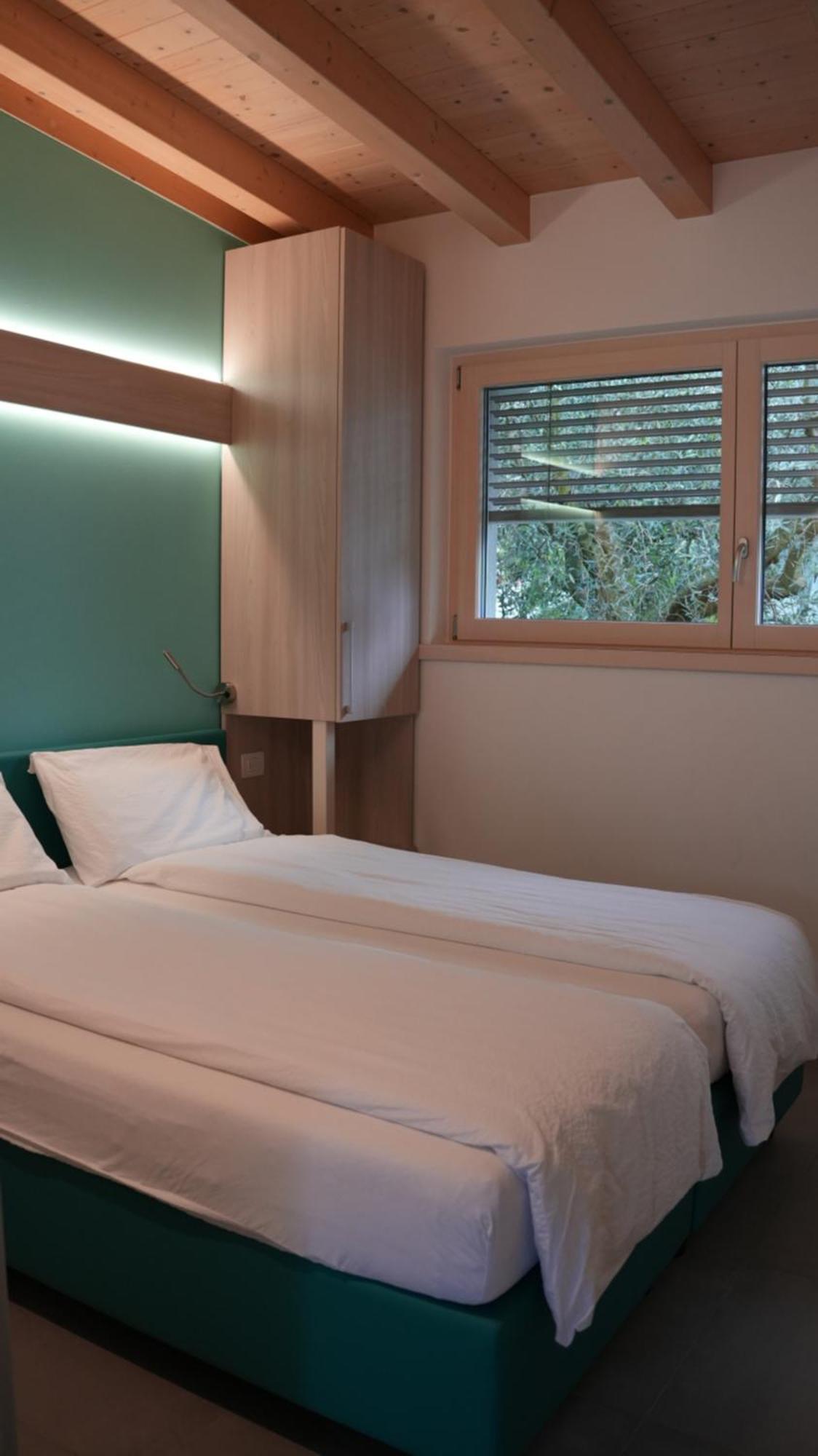 Casa Maria Apartments Riva del Garda Oda fotoğraf